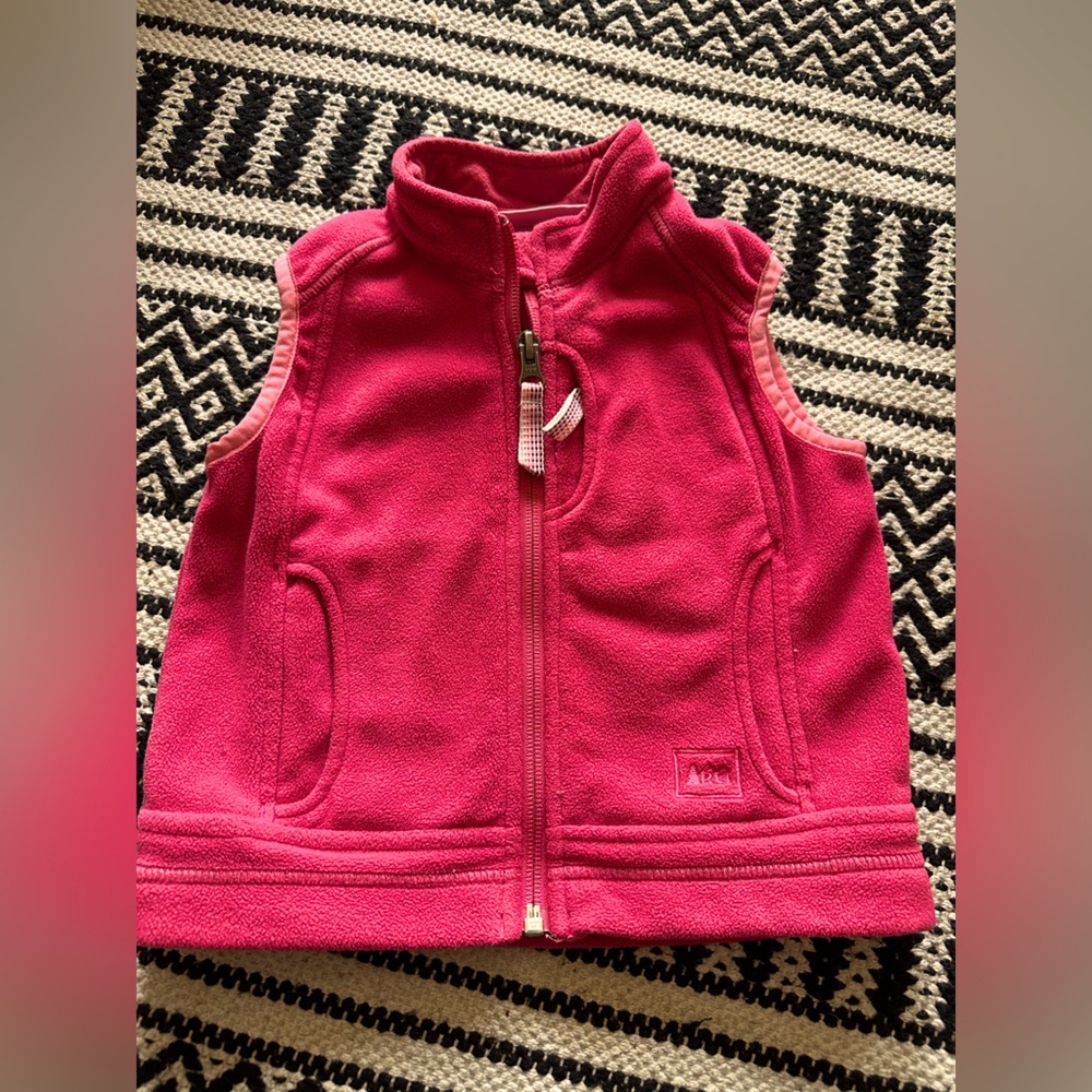 REI toddler girls fleece vest 2T